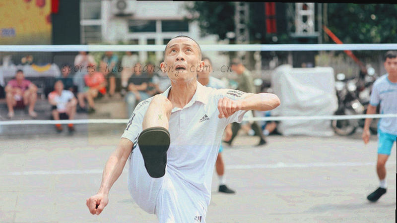 抽象进失球分布图，红色与蓝色圆点沿时间轴展开，表示主客队进球时段